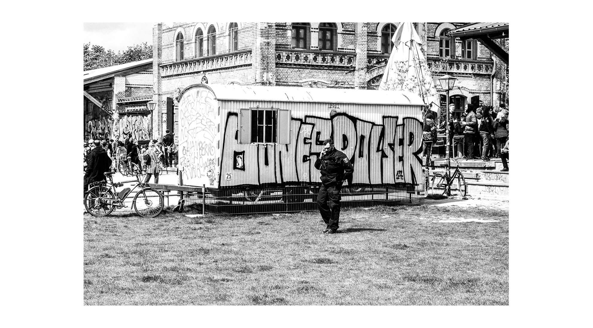 May 1st in Kreuzberg_0051__MG_3856.jpg