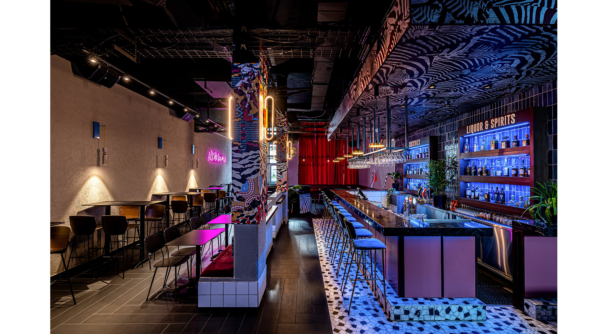 Nineish Bar_0011_DSC_2531-Edit-2.jpg